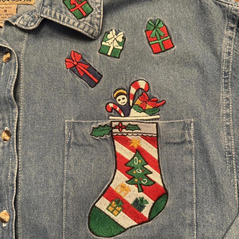 Vintage 90s Tantrum blues denim Christmas embroidered button up - Picture 3 of 5